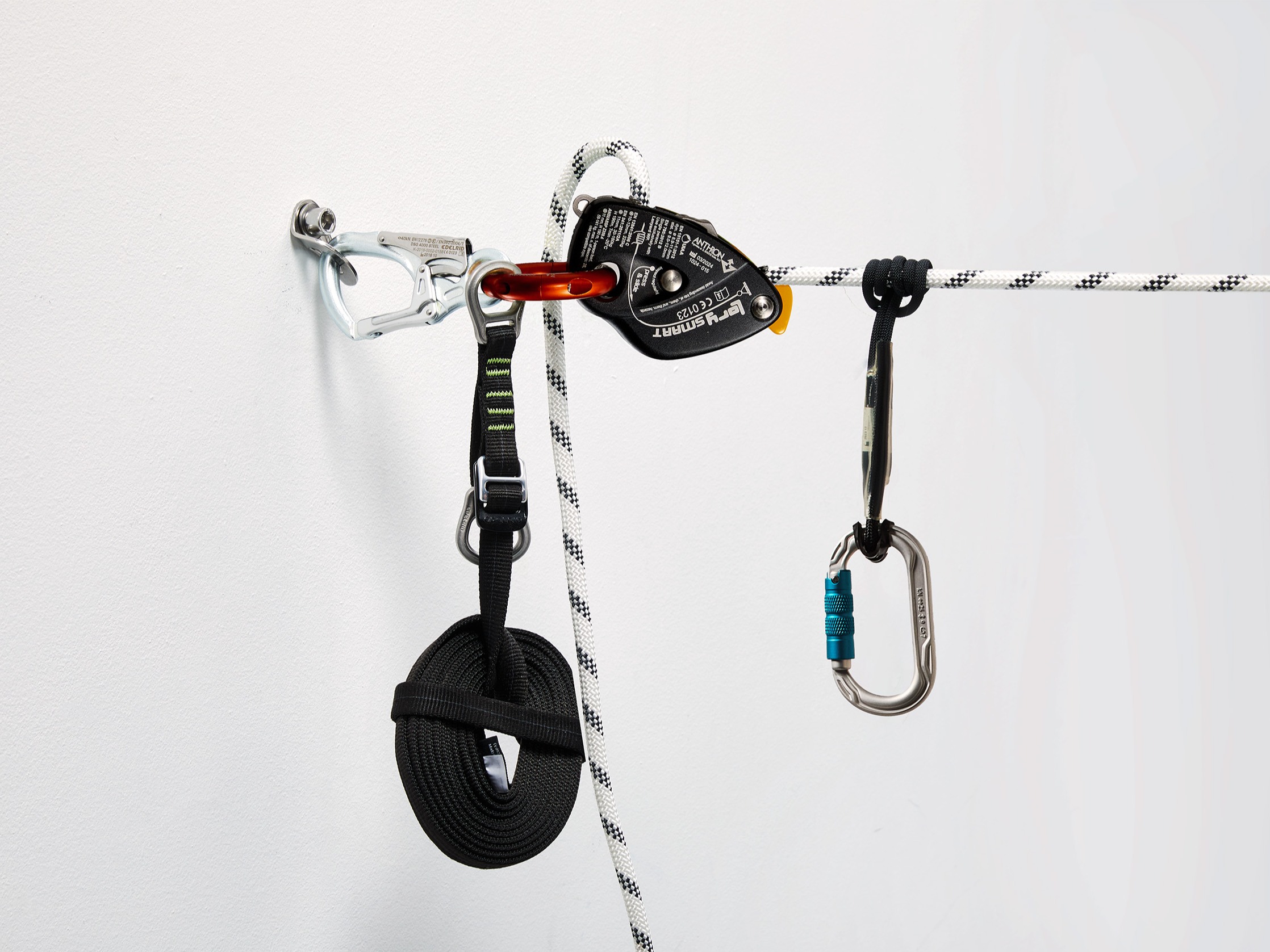 Absturzsicherung Sicherungssystem Dachdecker