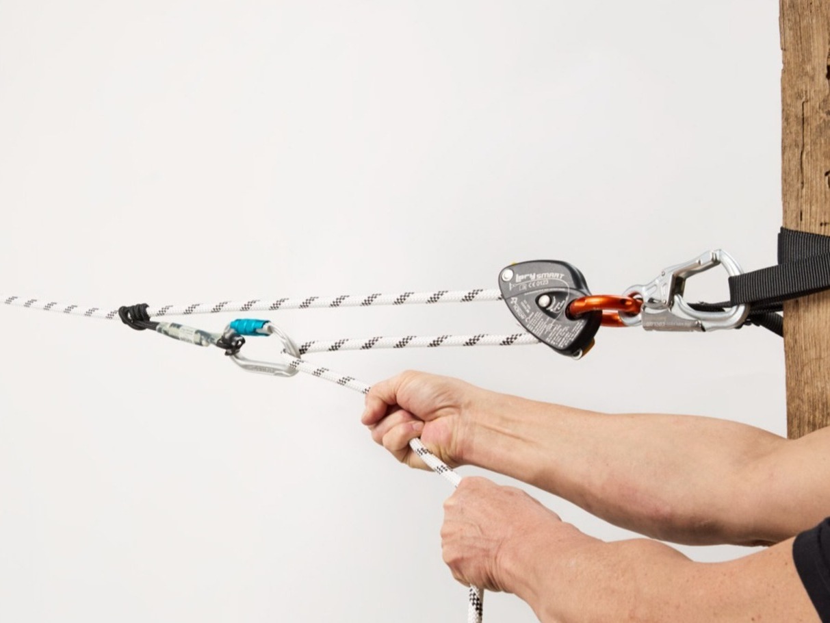 Absturzsicherung Sicherungssystem Dachdecker